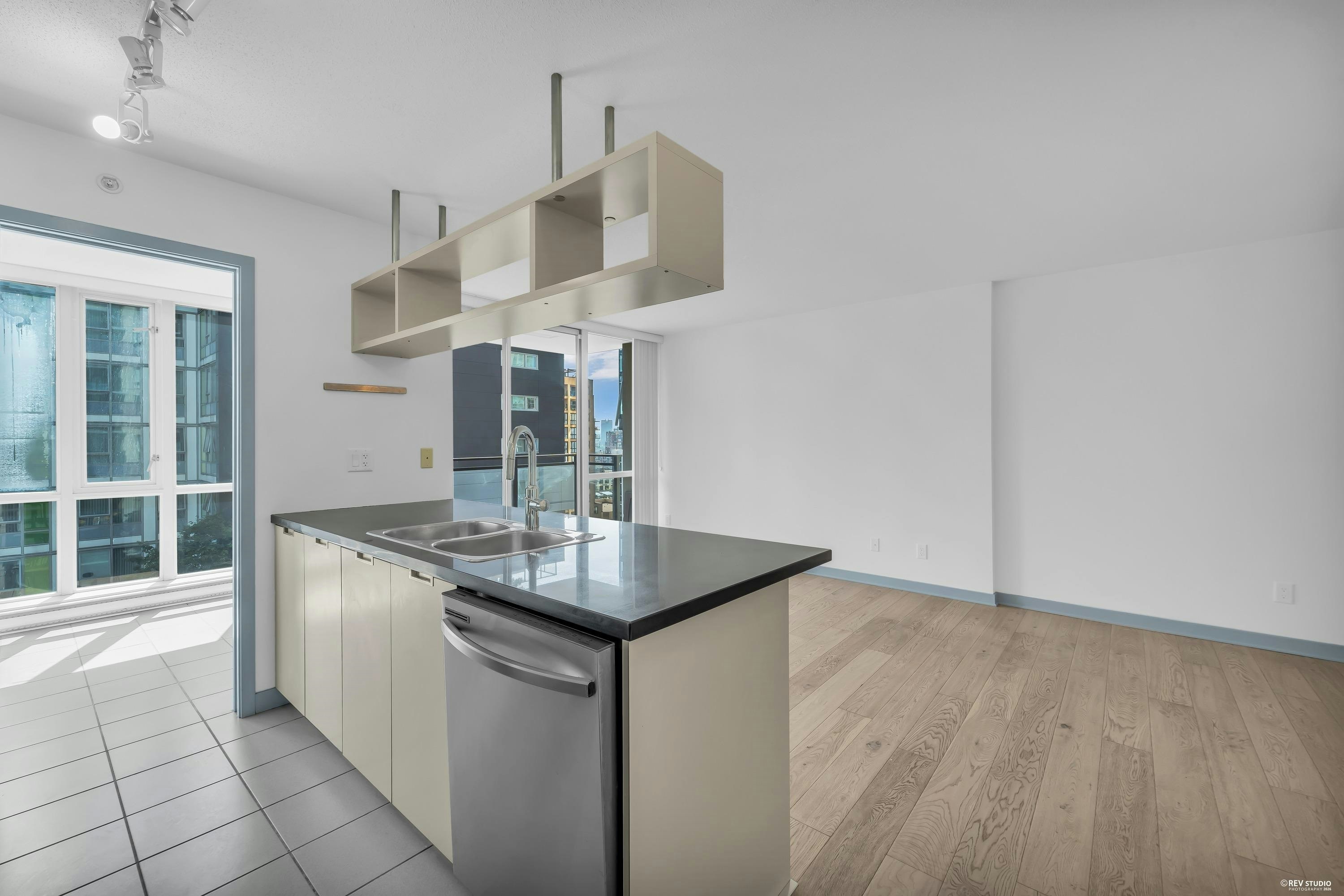 1106-1082 Seymour Street, Vancouver, BC, V6B 1X9 - 11