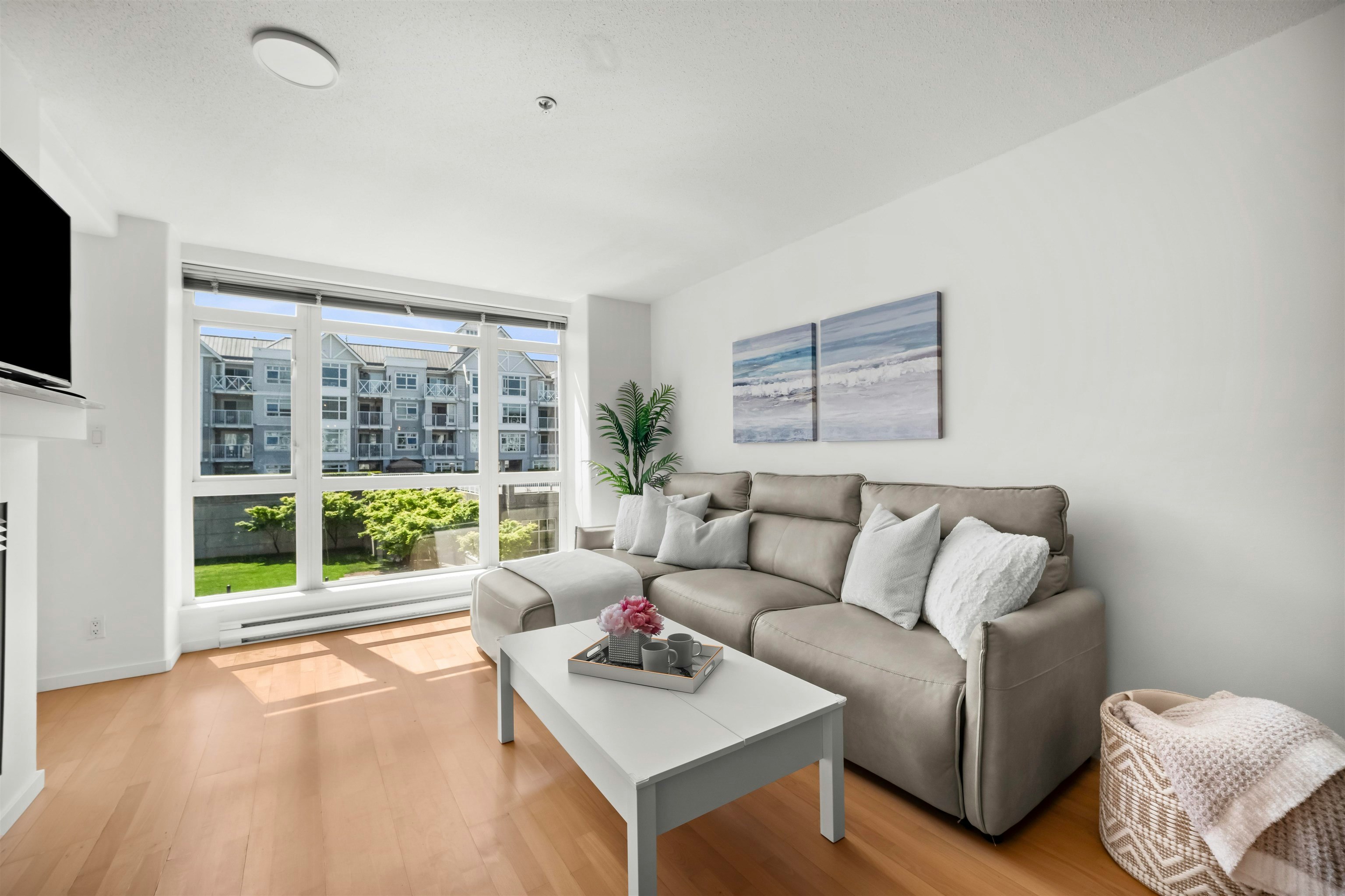 302-3142 St Johns Street, Port Moody, BC, V3H 5E5 - 2