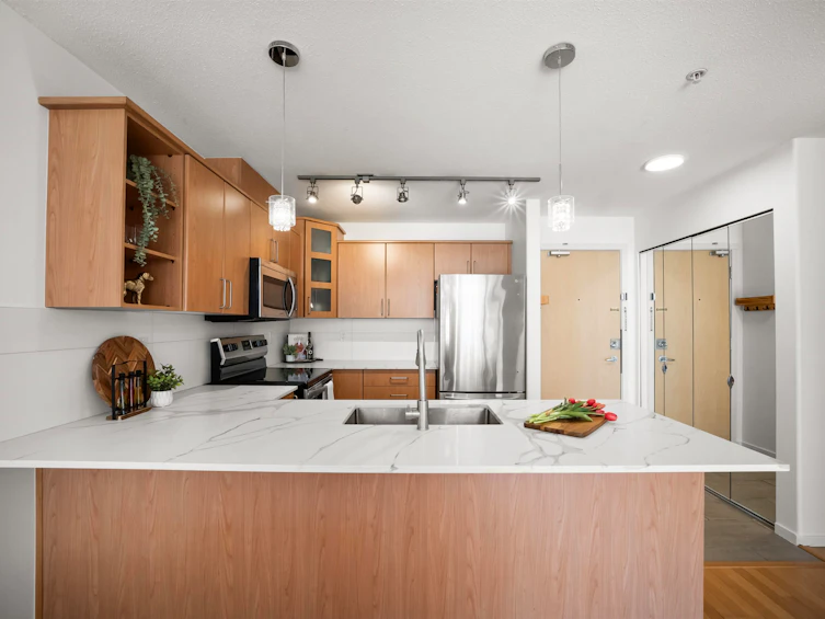 302-3142 St Johns Street, Port Moody, BC, V3H 5E5 - 5