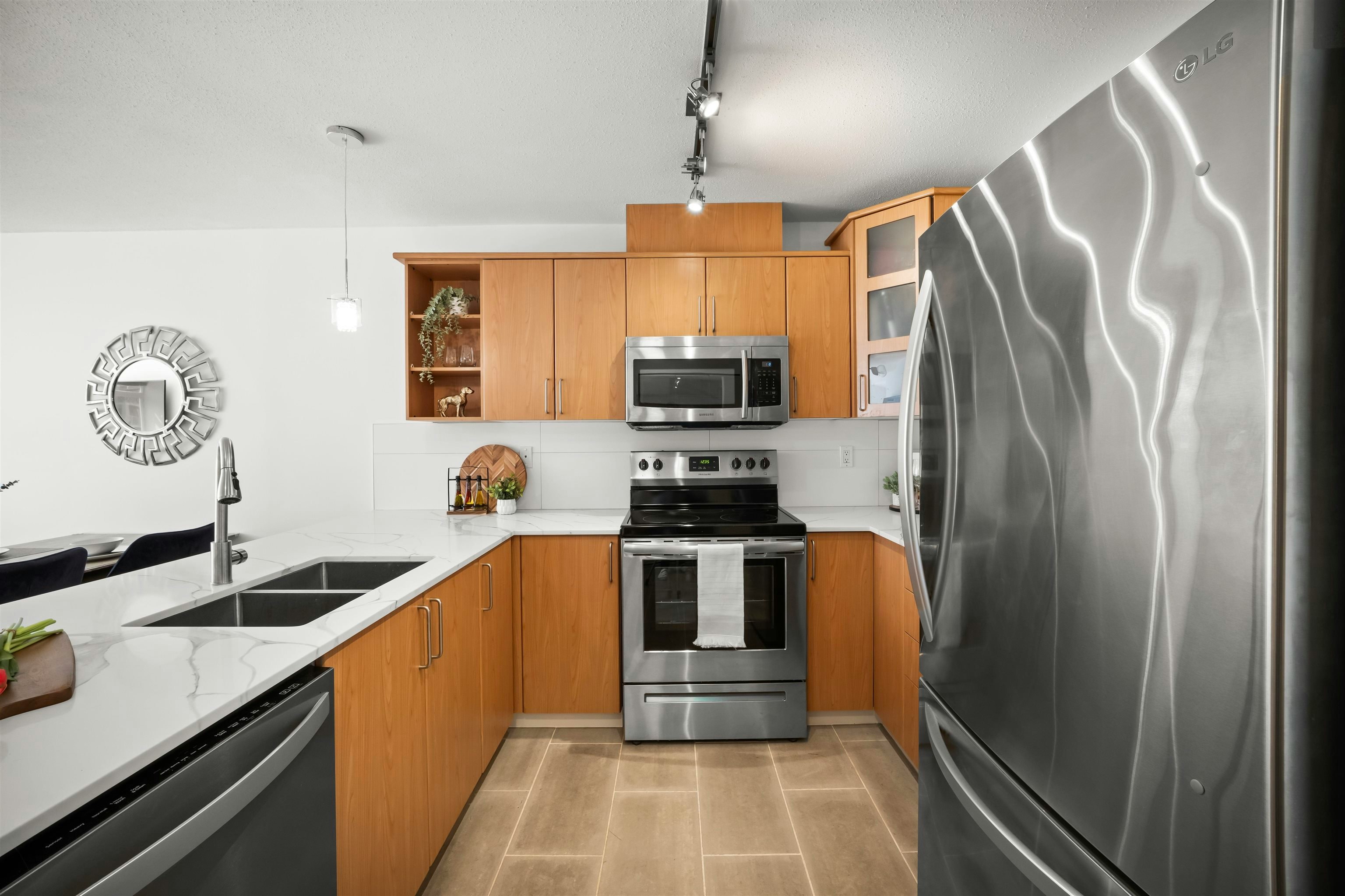 302-3142 St Johns Street, Port Moody, BC, V3H 5E5 - 6