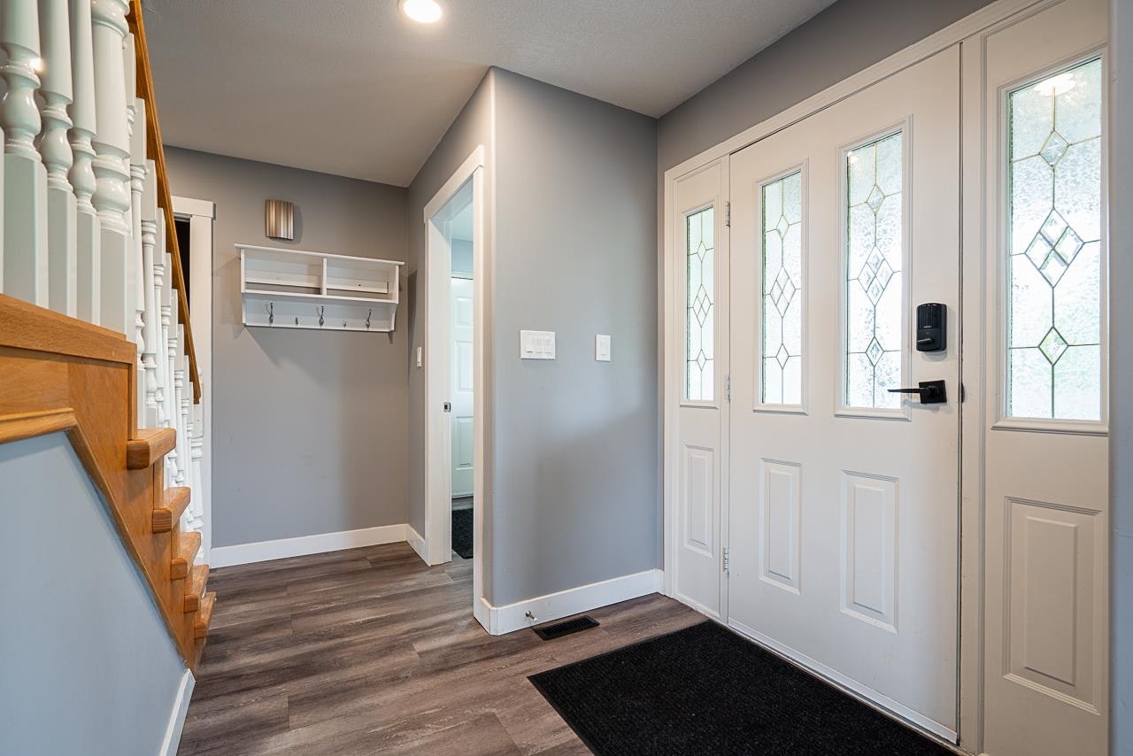 19950 48a Avenue - 2