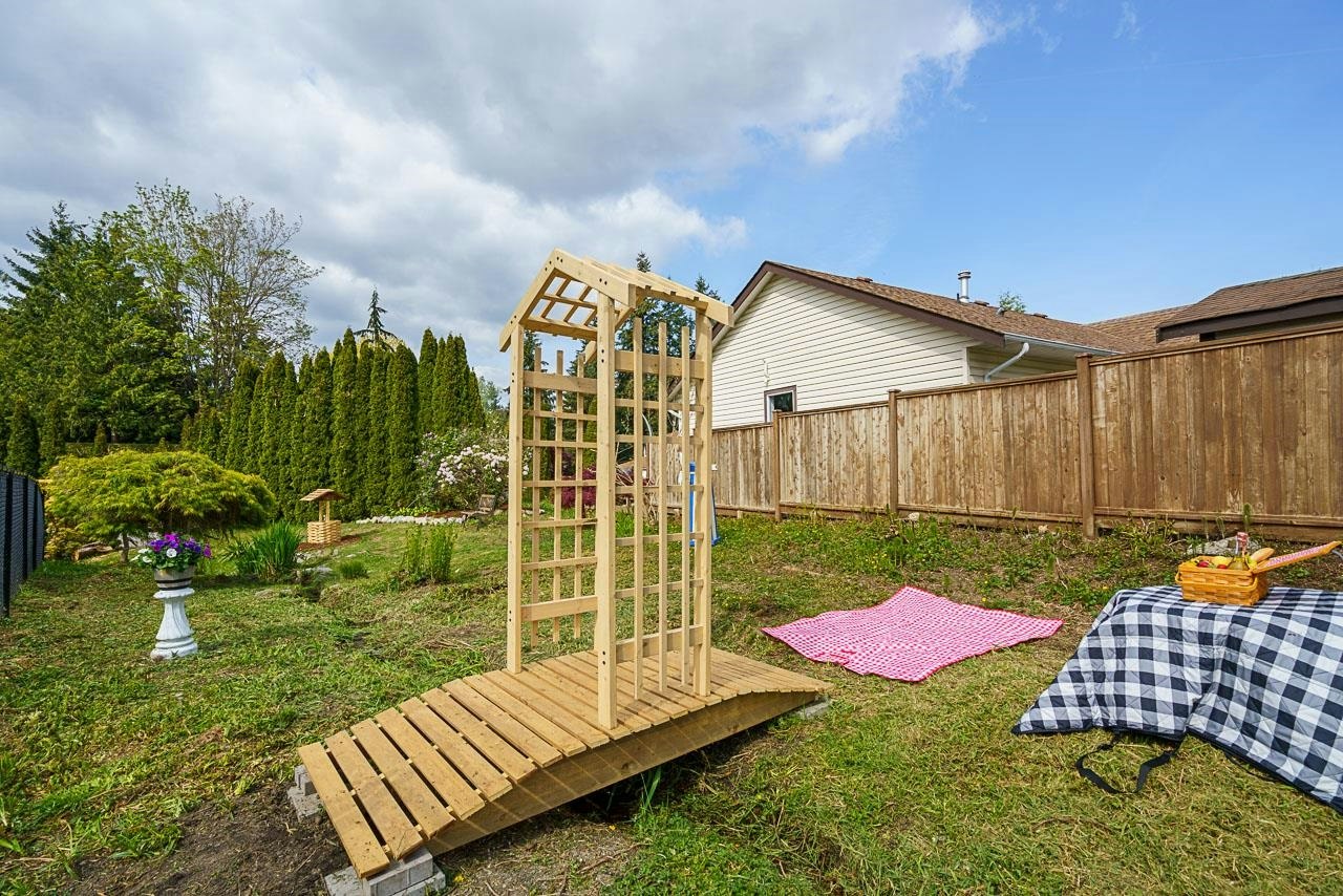 19950 48a Avenue, Langley, BC, V3A 6Z7 - 35