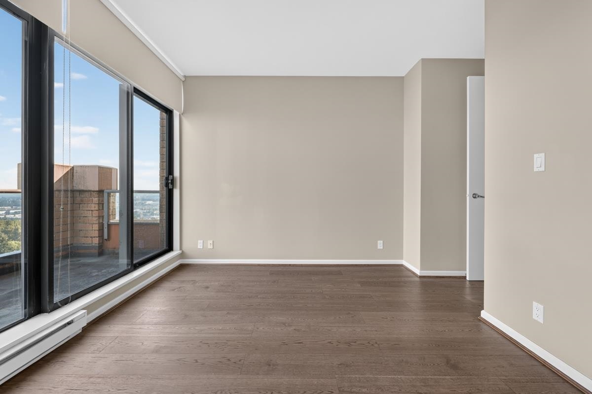 1601-7388 Sandborne Ave, Burnaby, BC, V3N 5C4 - 13