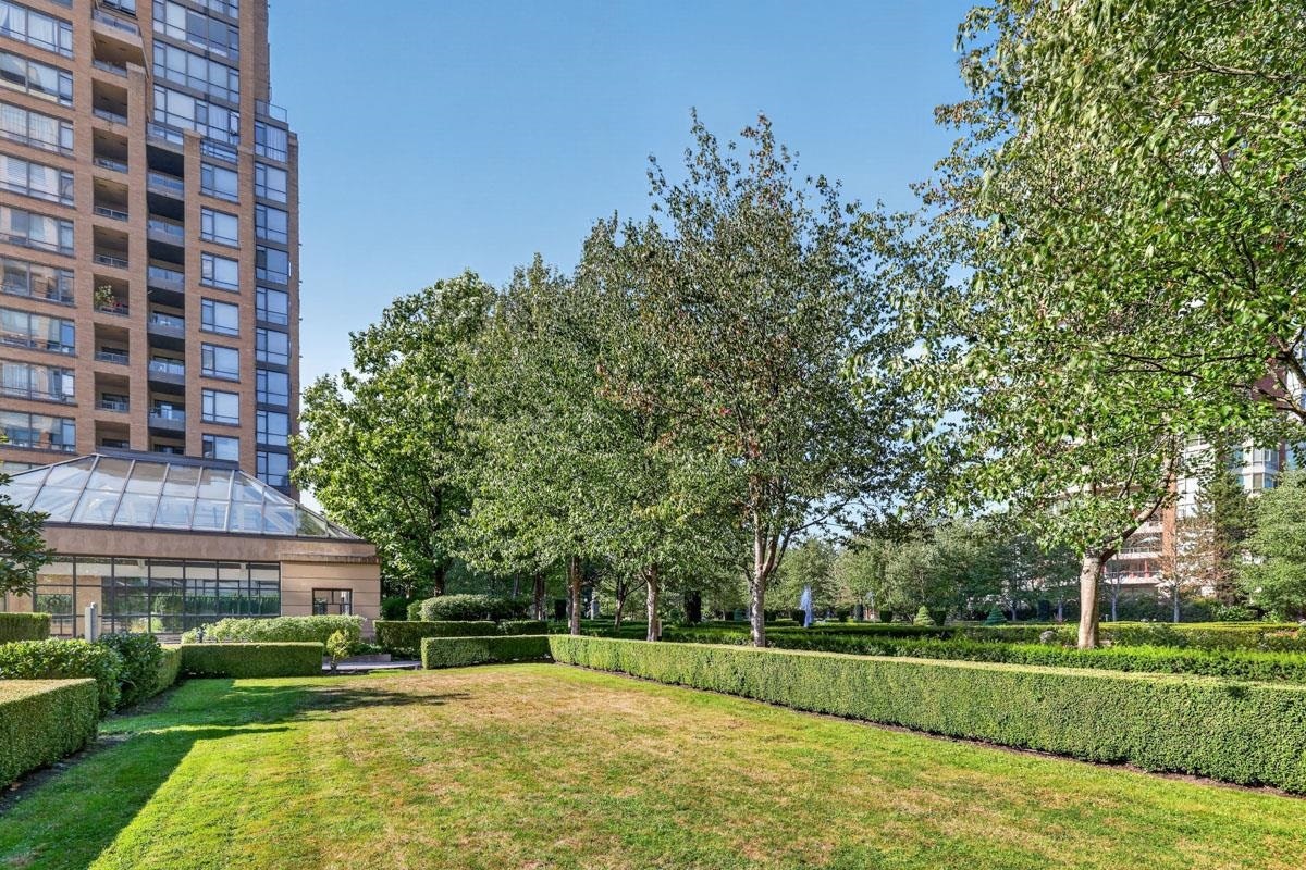 1601-7388 Sandborne Ave, Burnaby, BC, V3N 5C4 - 35