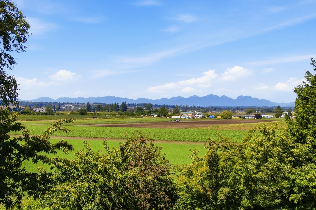 16235 36a Avenue, Surrey, BC, V3Z 0X5 - 36