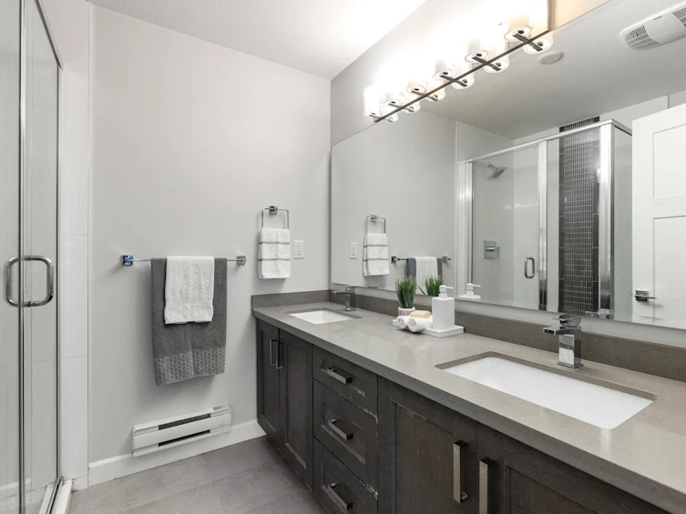 39-16127 87 Avenue, Surrey, BC, V4N 6R3 - 16