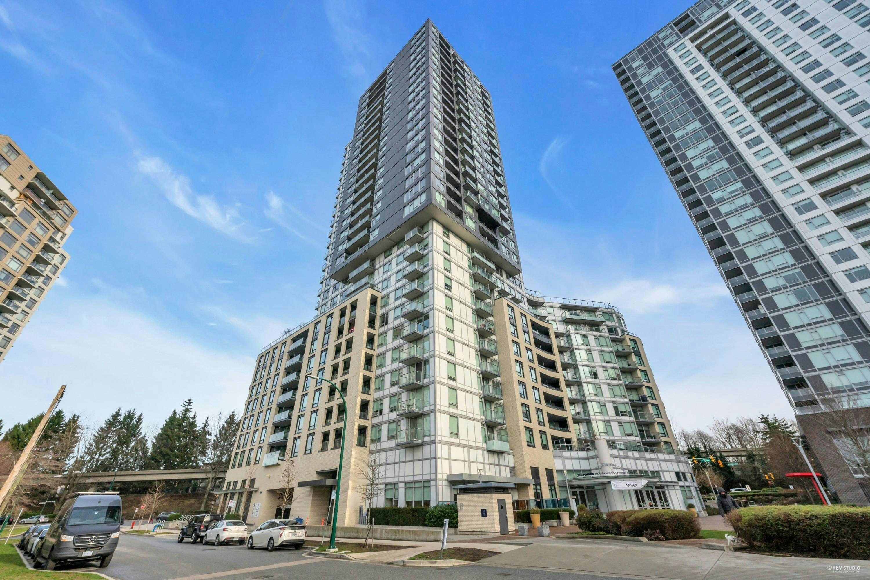 606-5470 Ormidale Street, Vancouver, BC, V5R 0G5
