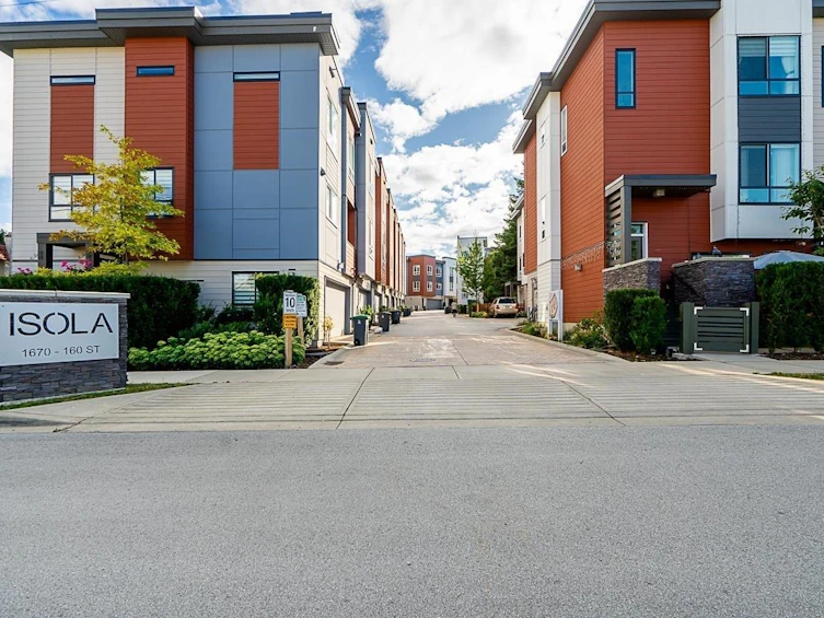 48-1670 160 Street, Surrey, BC, V4A 0C6