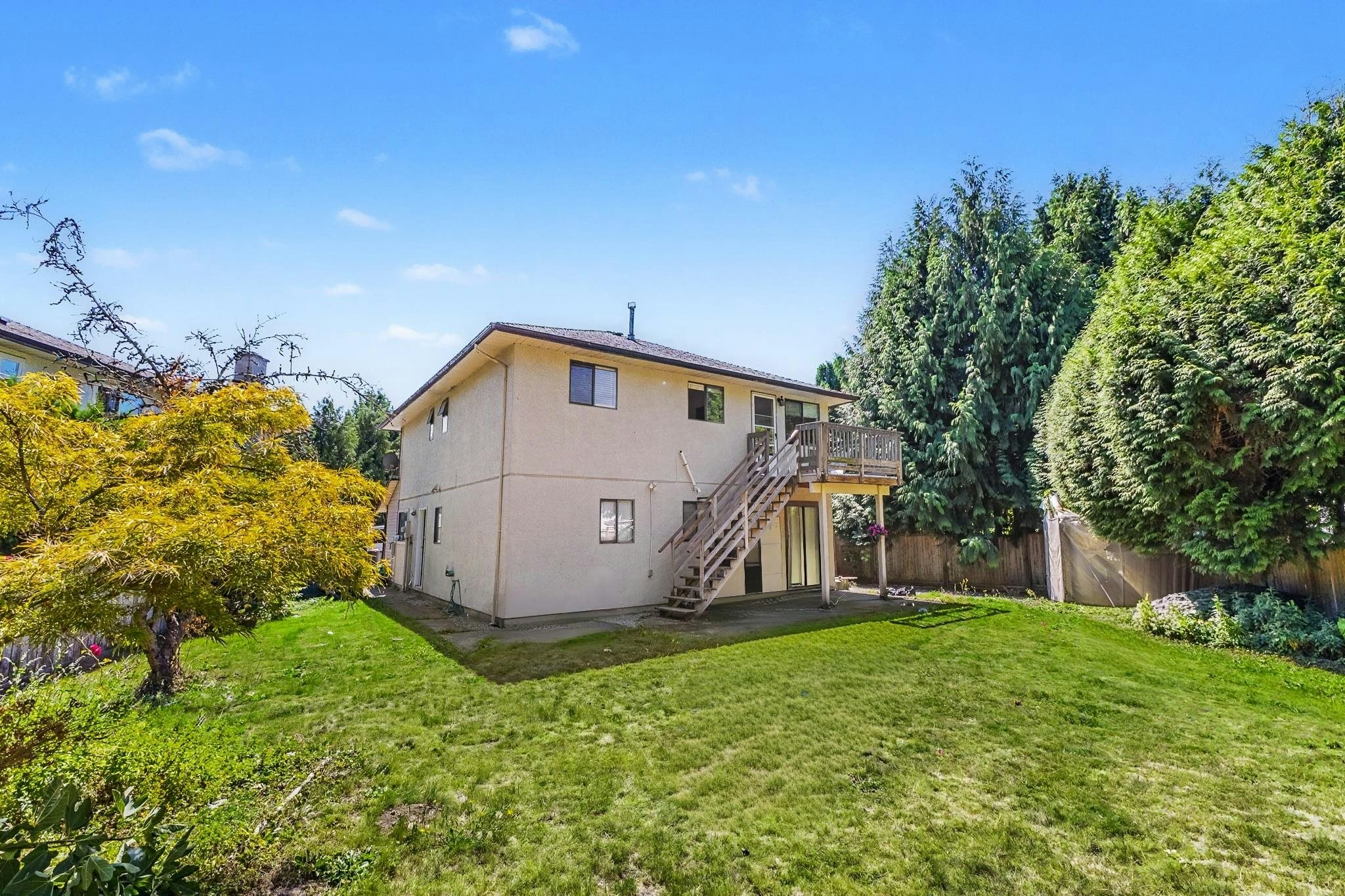 976 Hosmer Court, Coquitlam, BC, V3C 4T8