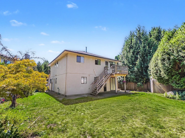 976 Hosmer Court, Coquitlam, BC, V3C 4T8