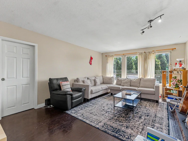 976 Hosmer Court, Coquitlam, BC, V3C 4T8 - 10