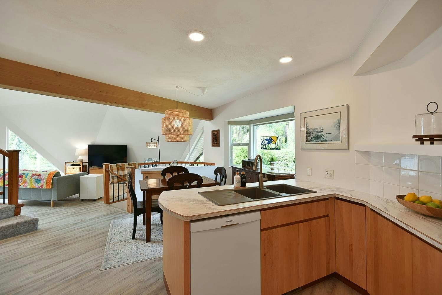 13031 Narrows Road, Pender Harbour Egmont, BC, V0N 2H1 - 13