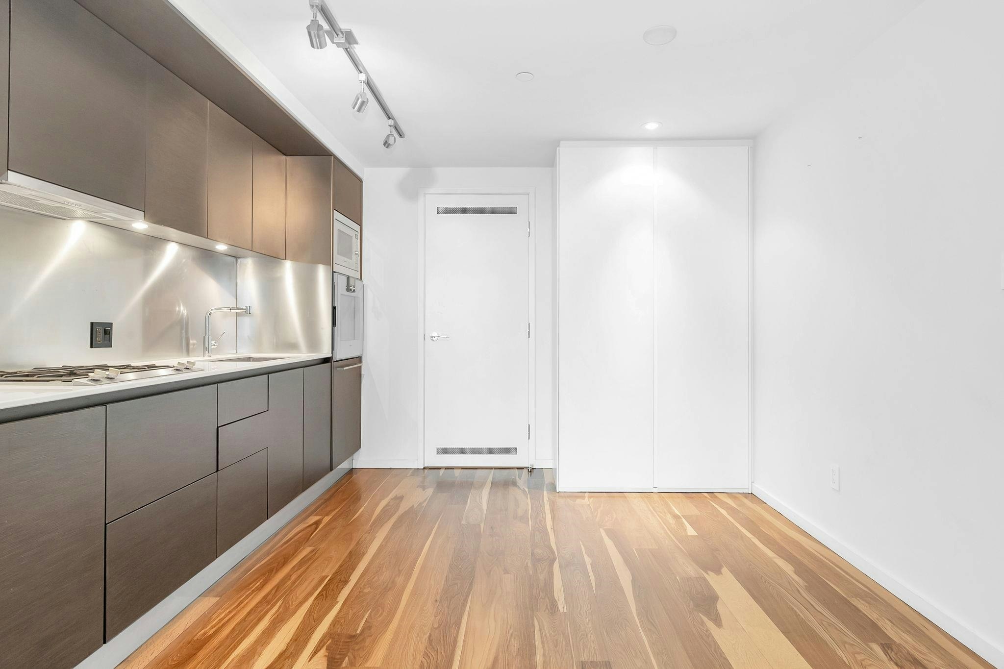 2703-1151 W Georgia Street, Vancouver, BC, V6E 0B3 - 4