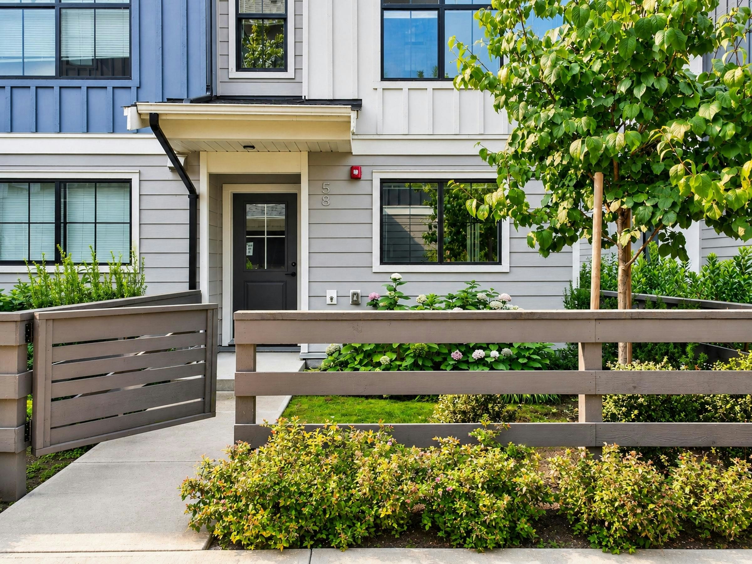 58-488 Furness Street, New Westminster, BC, V3M 0M1