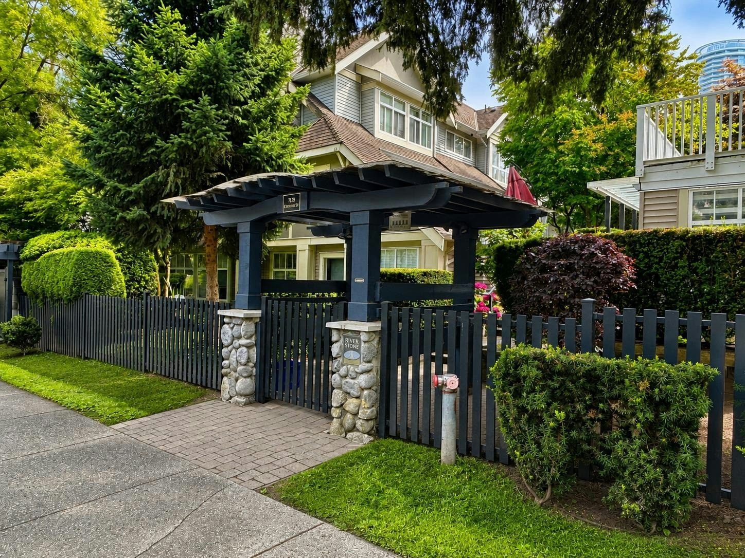 29-7128 Stride Avenue, Burnaby, BC, V3N 1T5