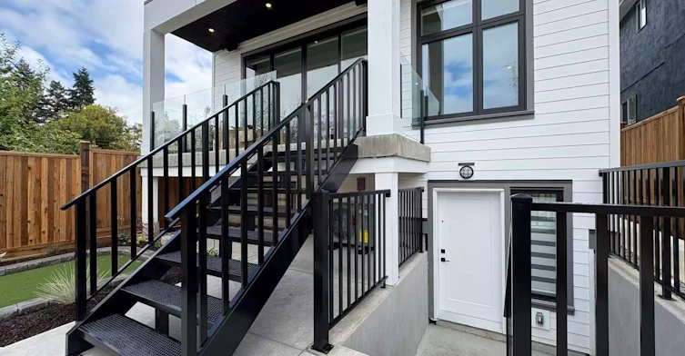 945 E 28th Ave, Vancouver, BC, V5V 2P3