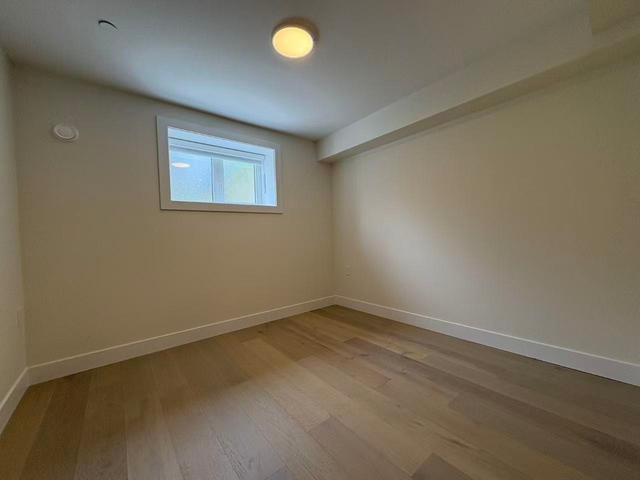 945 E 28th Ave, Vancouver, BC, V5V 2P3 - 7