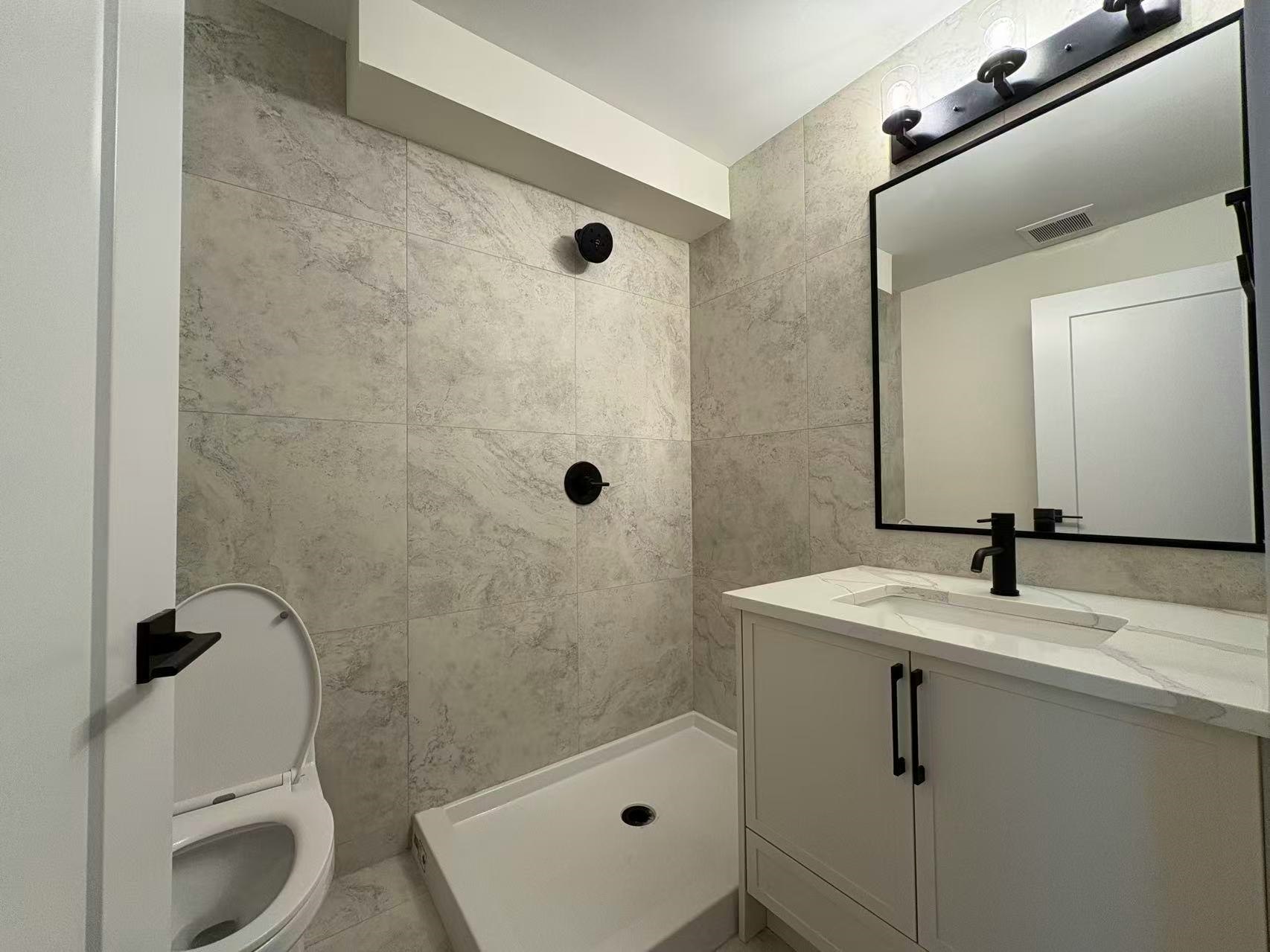 945 E 28th Ave, Vancouver, BC, V5V 2P3 - 8