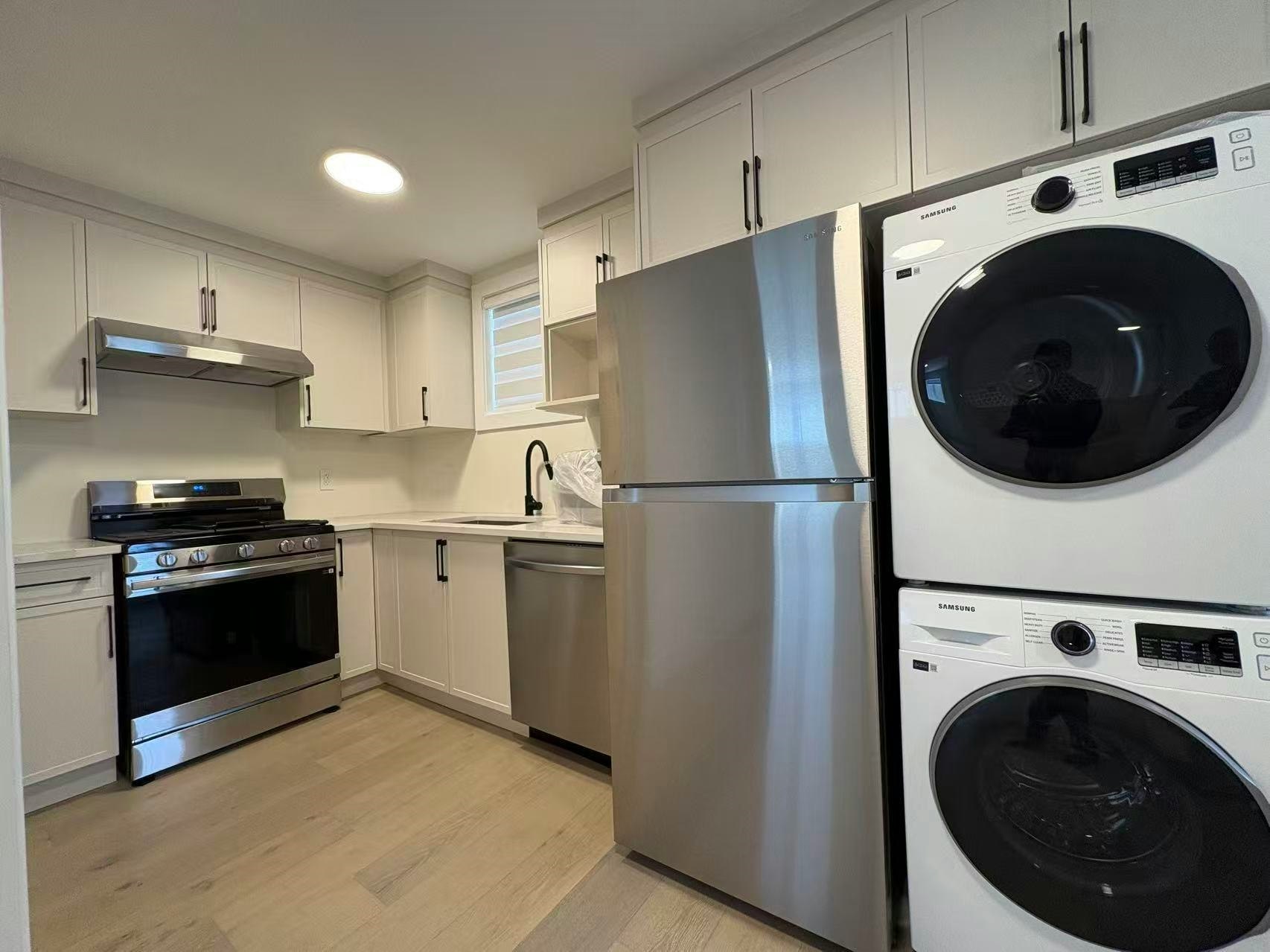 945 E 28th Ave, Vancouver, BC, V5V 2P3 - 4
