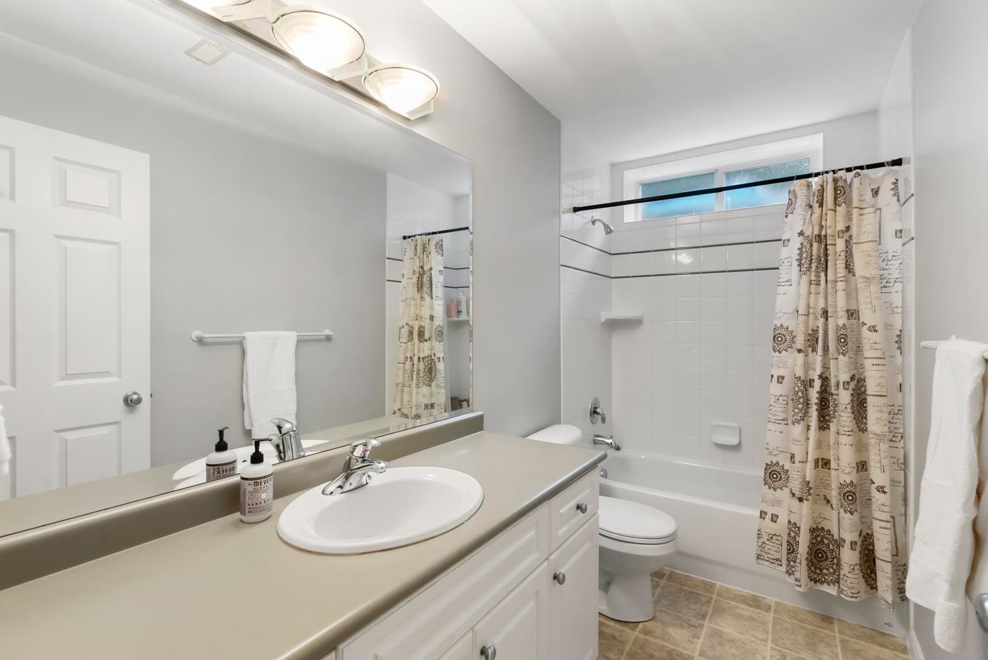 9855 182 Street, Surrey, BC, V4N 5A9 - 33