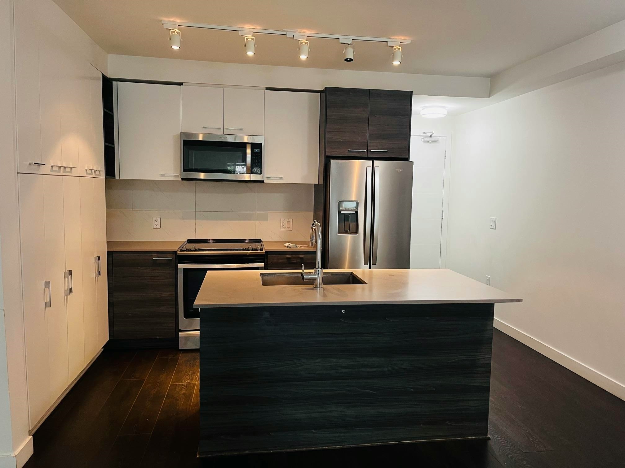 111-13963 105 Boulevard, Surrey, BC, V3T 0M9 - 10