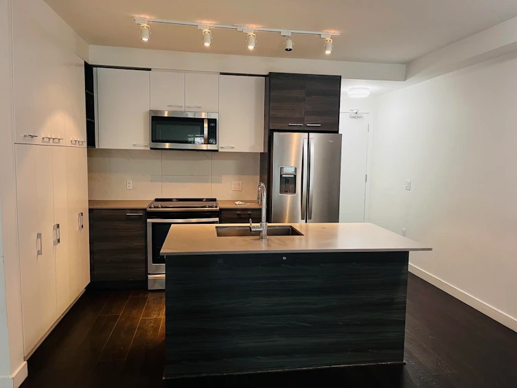 111-13963 105 Boulevard, Surrey, BC, V3T 0M9 - 10