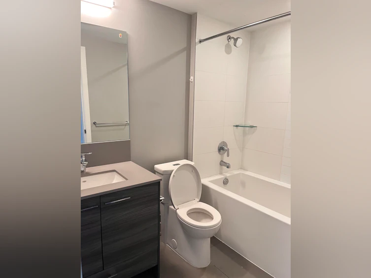 111-13963 105 Boulevard, Surrey, BC, V3T 0M9 - 6
