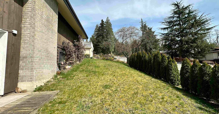 Basement-4897 Patrick Pl, Burnaby, BC, V5J 3A5 - 9