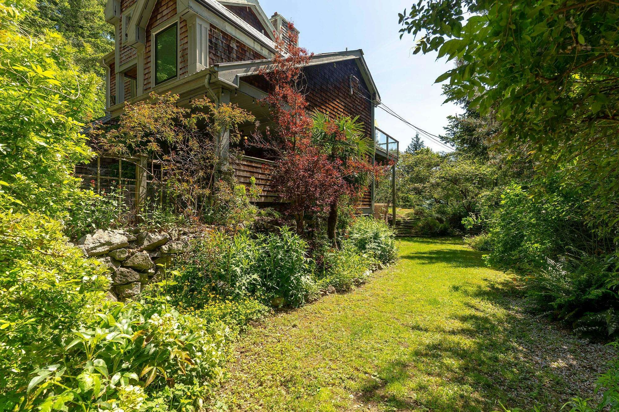 342 Creek Road, Bowen Island, BC, V0N 1G1 - 34