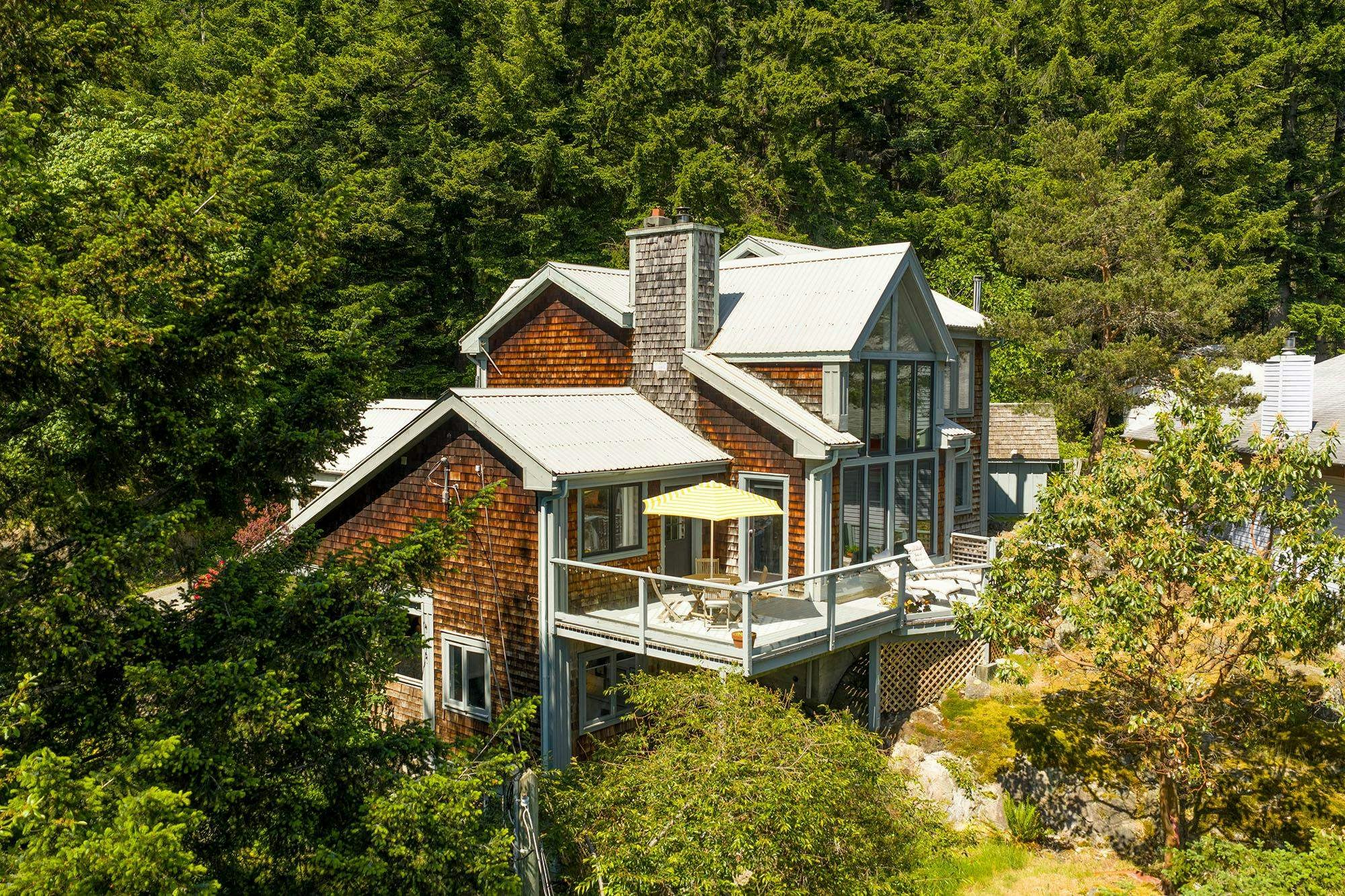 342 Creek Road, Bowen Island, BC, V0N 1G1 - 2