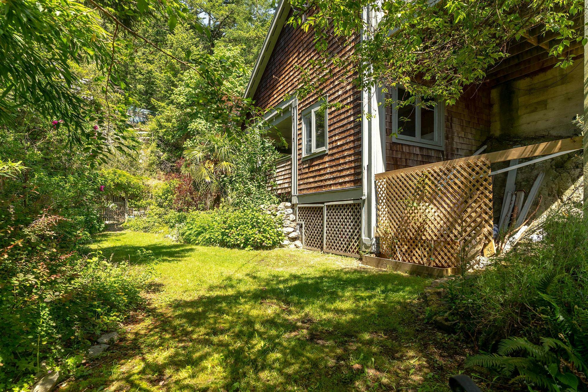 342 Creek Road, Bowen Island, BC, V0N 1G1 - 35