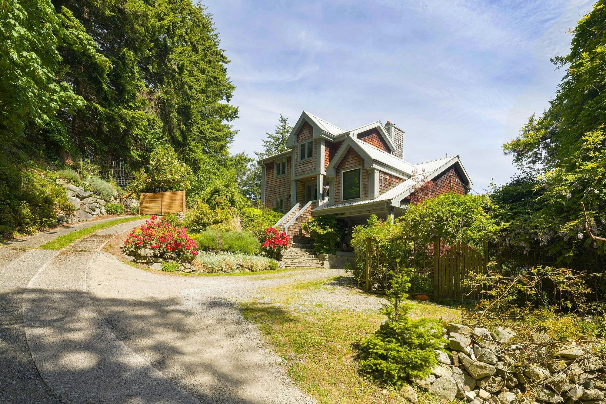 342 Creek Road, Bowen Island, BC, V0N 1G1 - 40