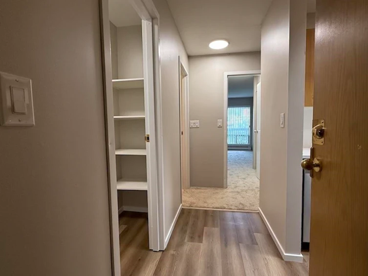 411-13501 96 Avenue, Surrey, BC, V3V 7L9 - 18