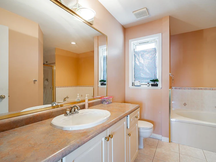 13107 74 Avenue, Surrey, BC, V3W 1C3 - 15