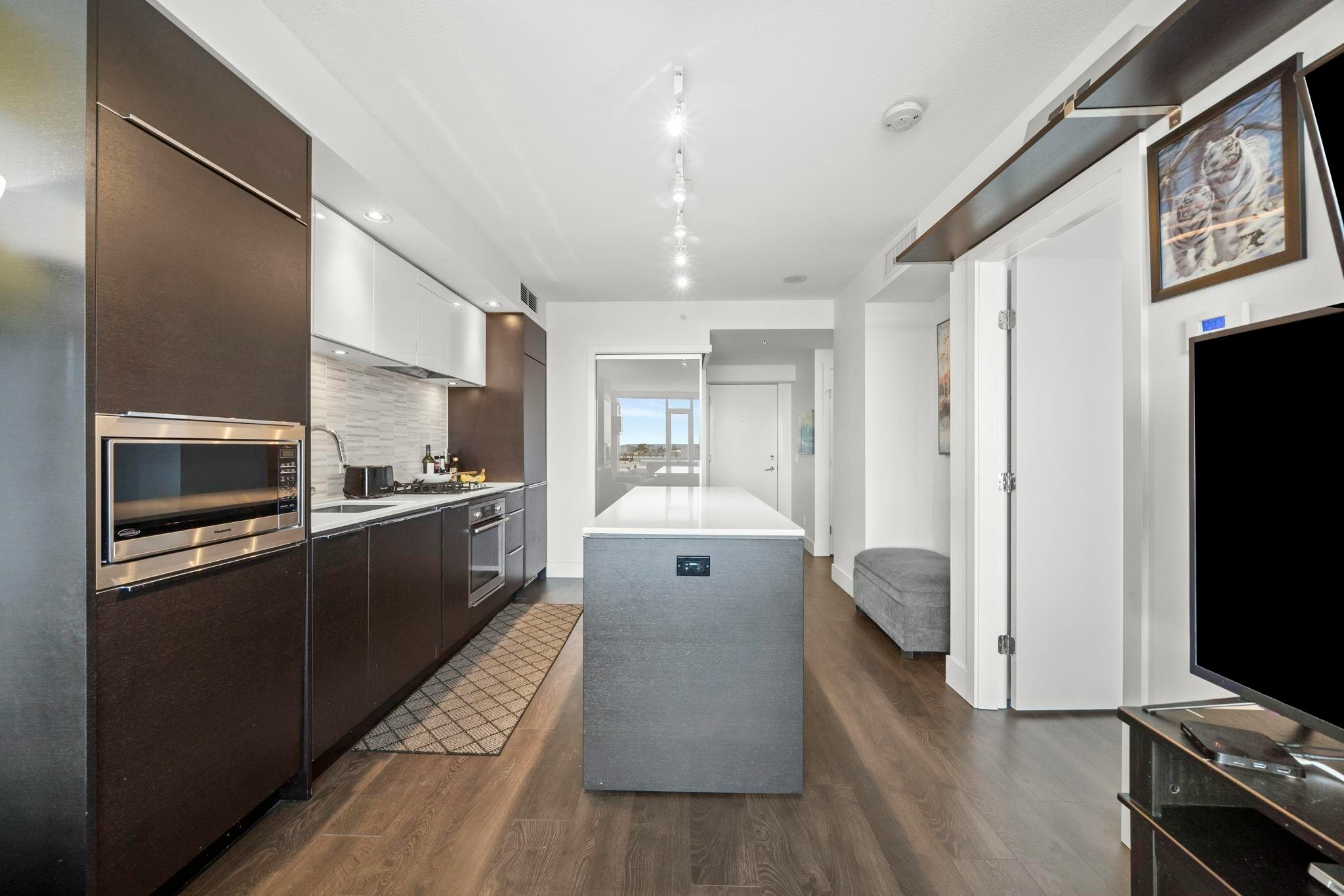 1007-5233 Gilbert Road, Richmond, BC, V7C 0B3 - 7