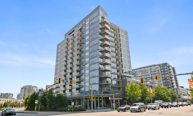1007-5233 Gilbert Road