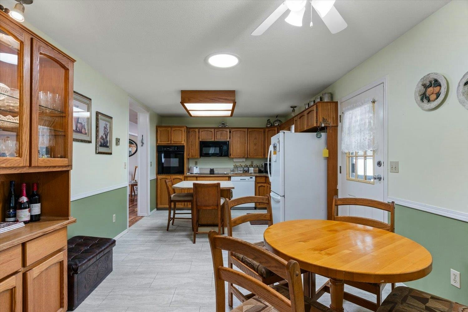 14-9055 Ashwell Road, Chilliwack, BC, V2P 6H4 - 11