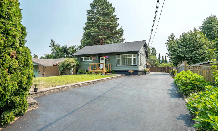 8364 Cade Barr Street