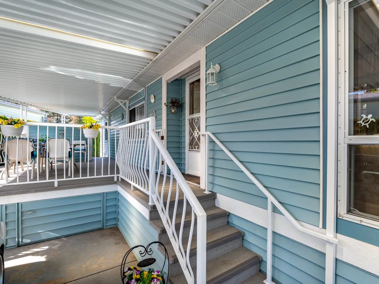 20-145 King Edward Street, Coquitlam, BC, V3K 6L1 - 2