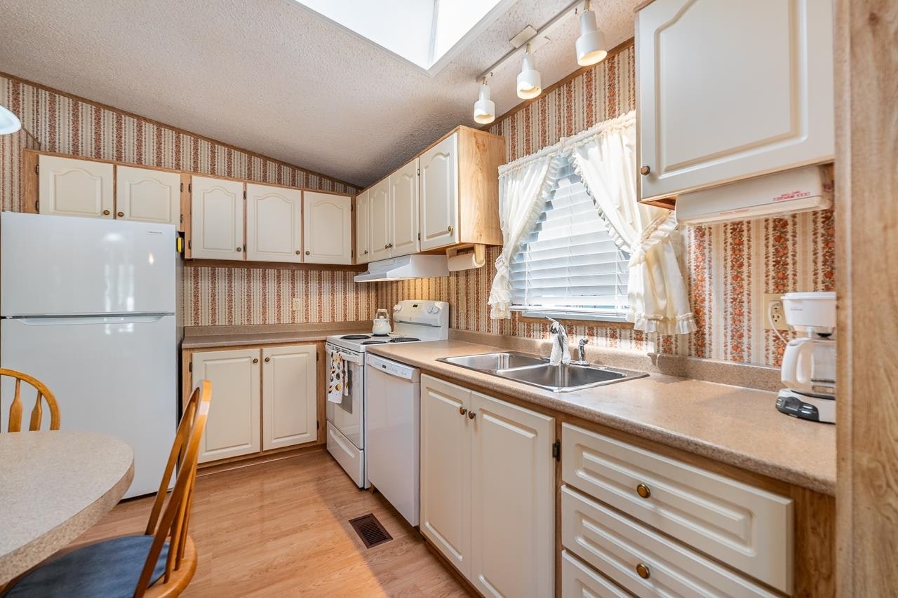 20-145 King Edward Street, Coquitlam, BC, V3K 6L1 - 13