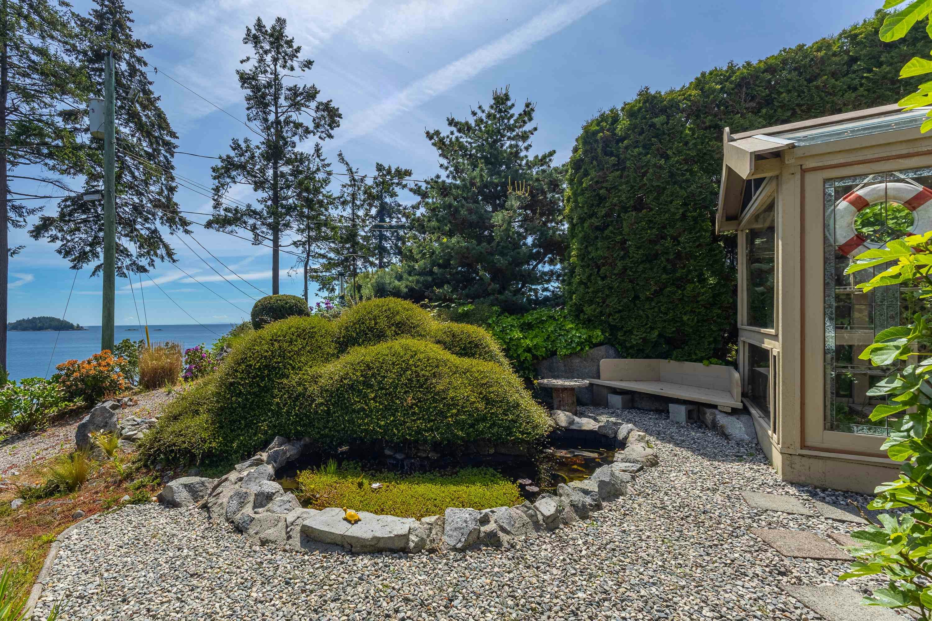 7065 Dale Road, Halfmoon Bay, BC, V7Z 0N2 - 32