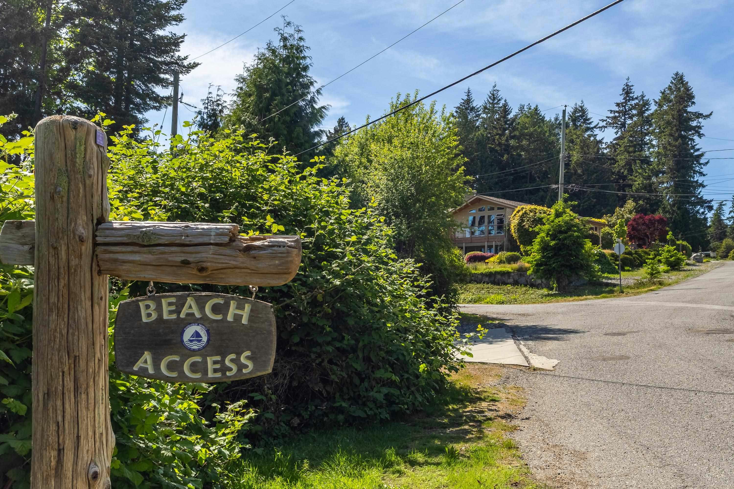 7065 Dale Road, Halfmoon Bay, BC, V7Z 0N2 - 37