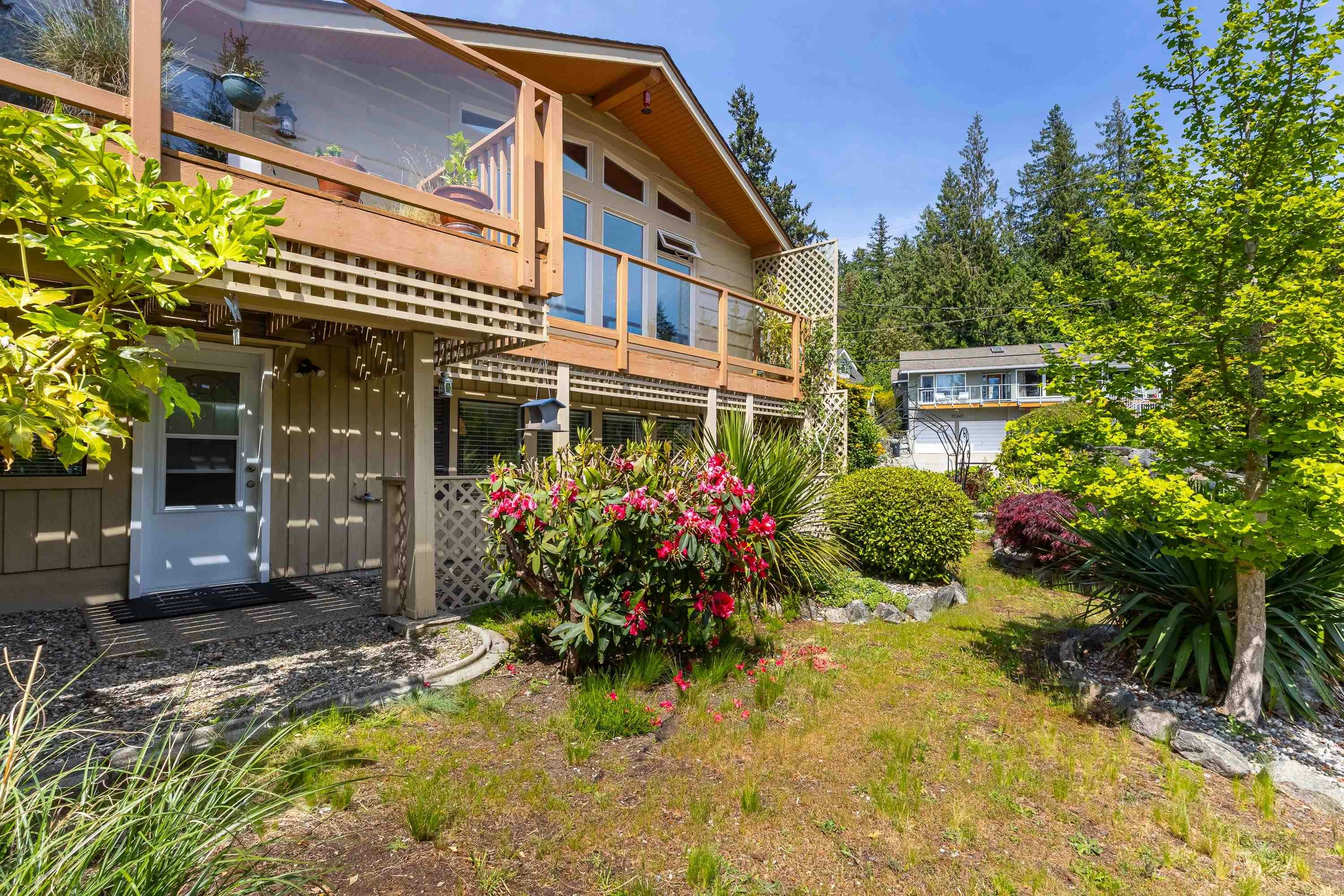 7065 Dale Road, Halfmoon Bay, BC, V7Z 0N2 - 31