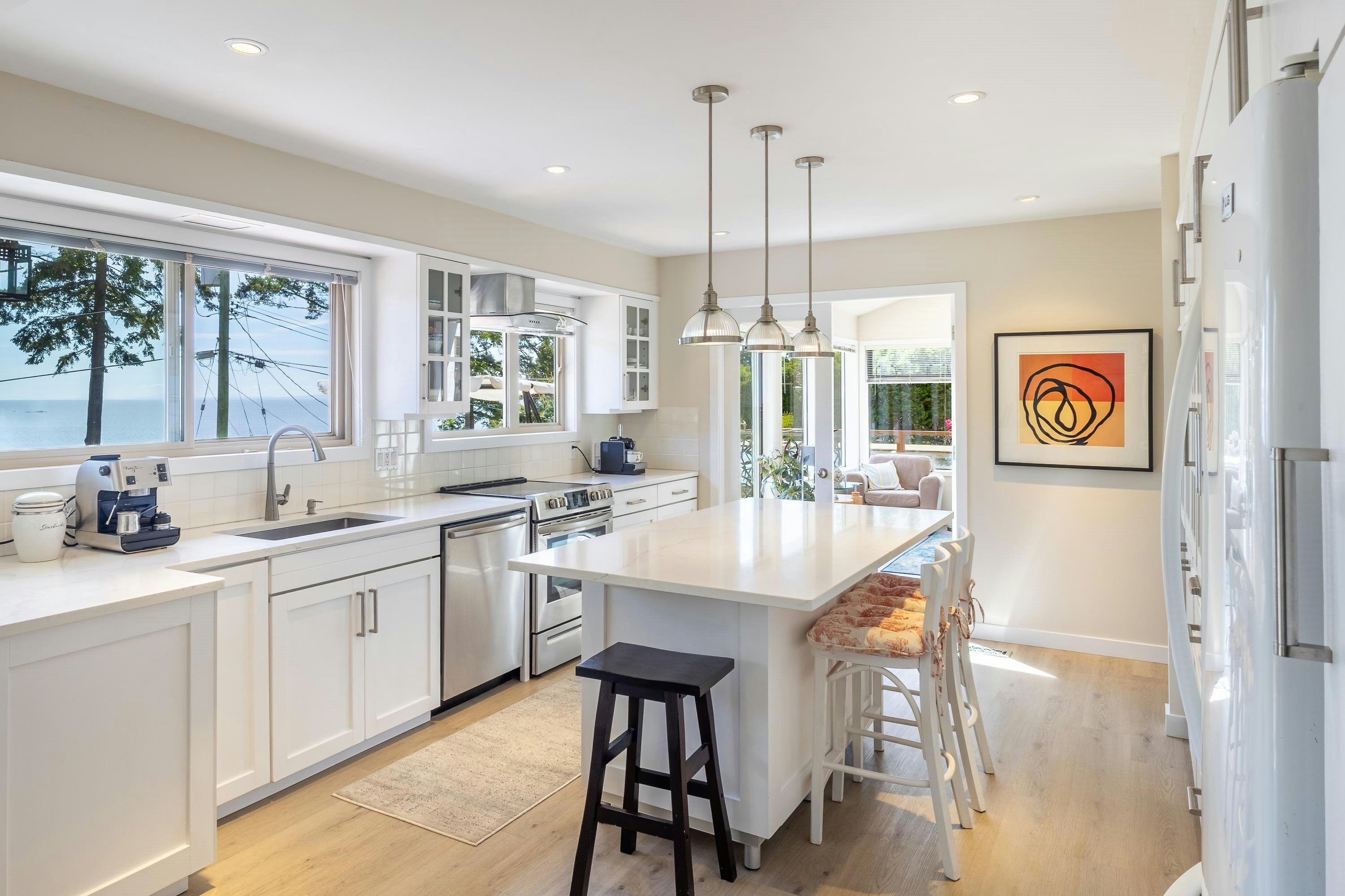 7065 Dale Road, Halfmoon Bay, BC, V7Z 0N2 - 12