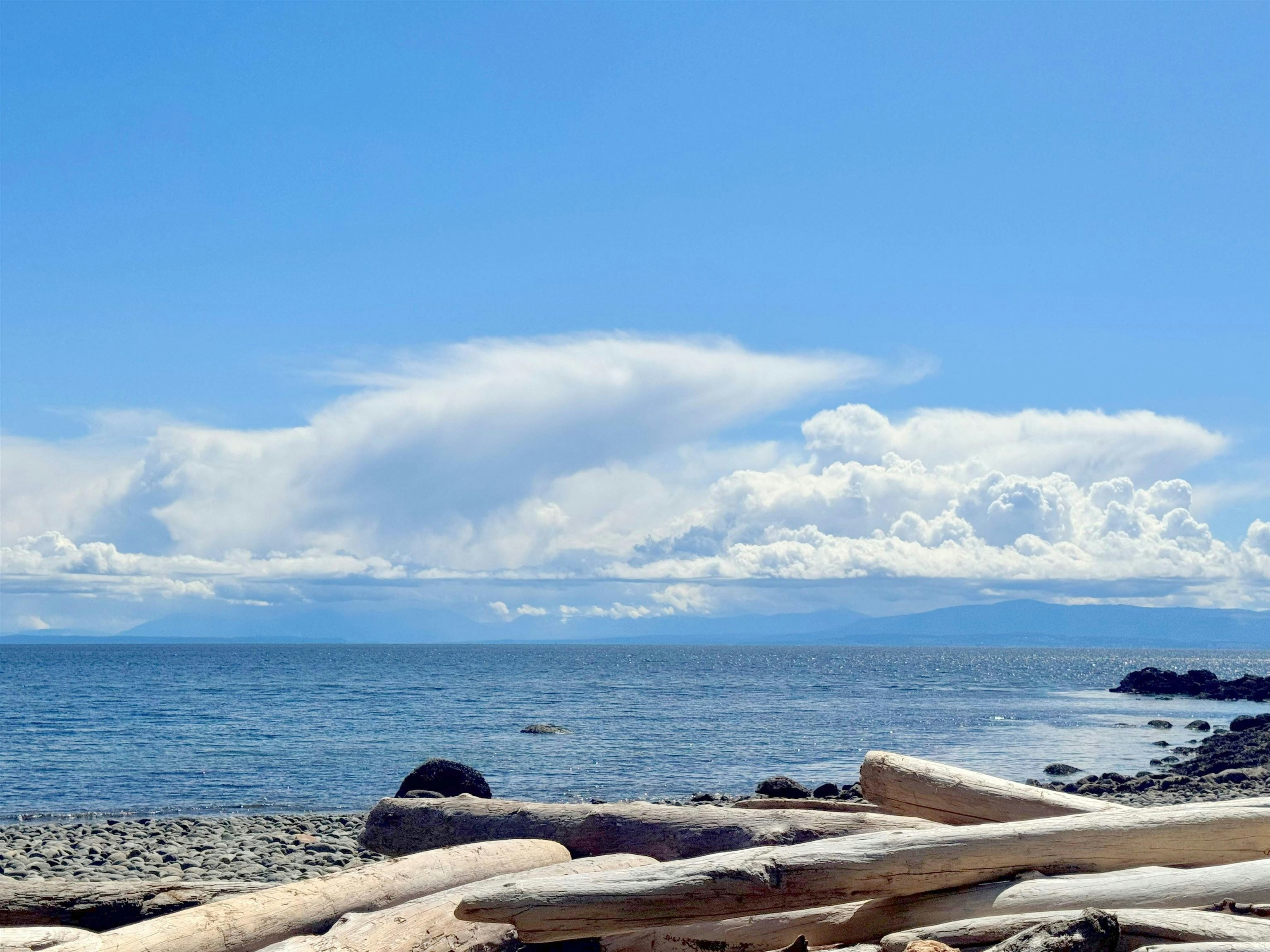 7065 Dale Road, Halfmoon Bay, BC, V7Z 0N2 - 39