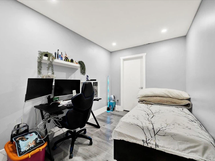 7068 129a Avenue, Surrey, BC, V3W 2V7 - 23