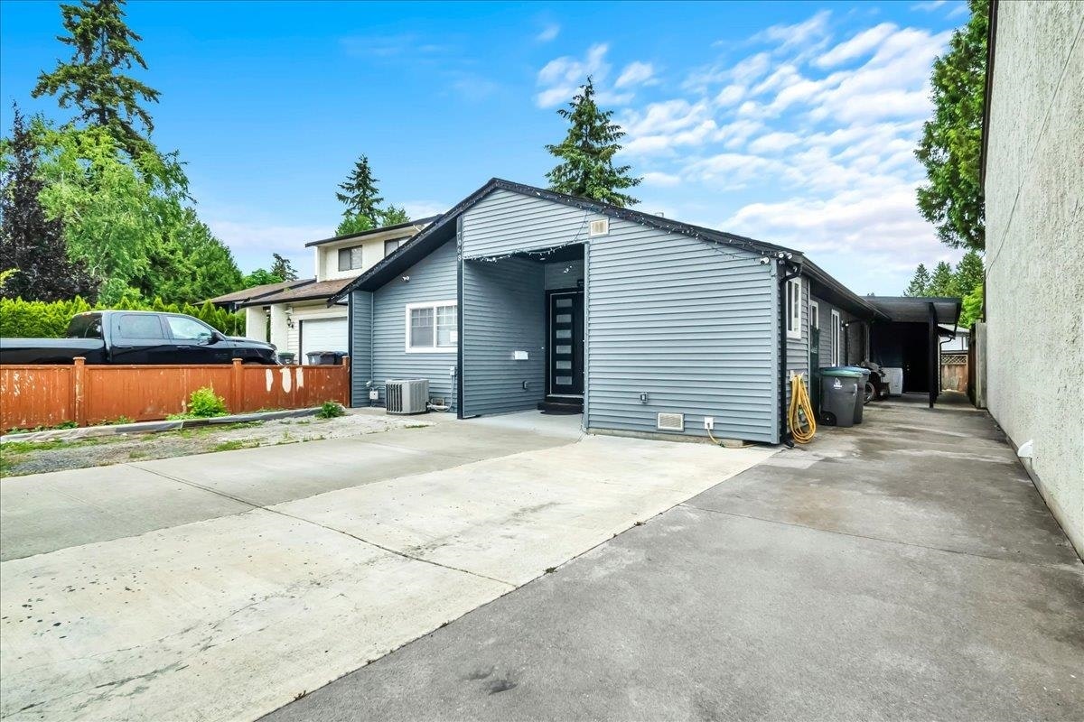7068 129a Avenue, Surrey, BC, V3W 2V7 - 2