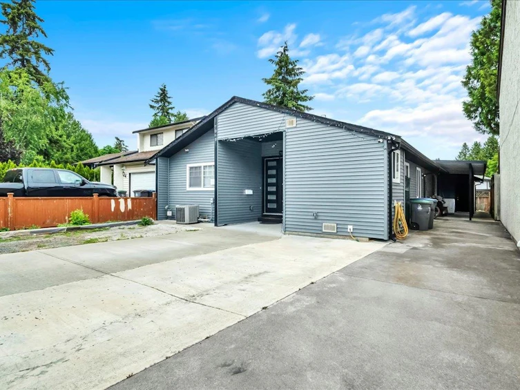 7068 129a Avenue, Surrey, BC, V3W 2V7 - 2