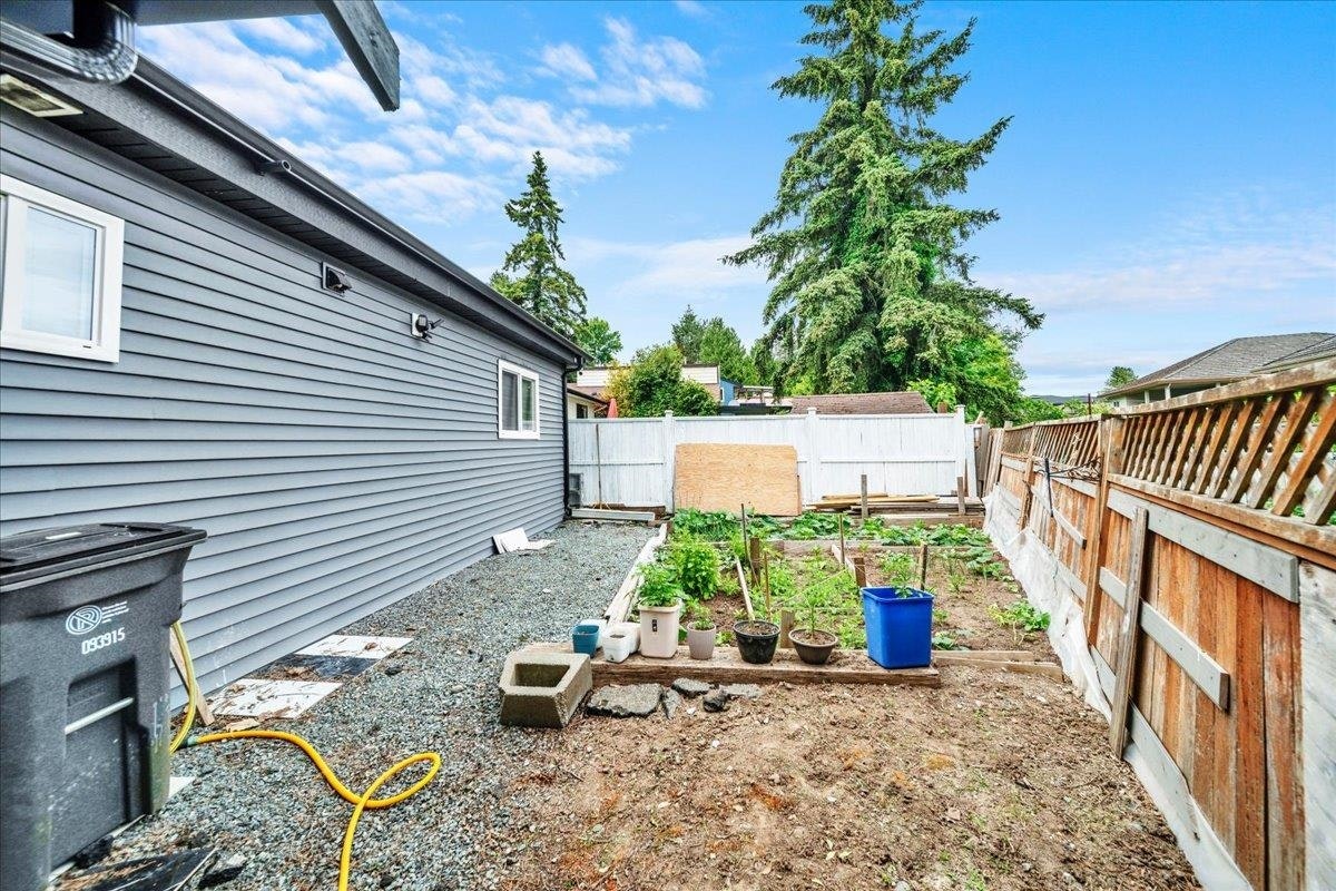 7068 129a Avenue, Surrey, BC, V3W 2V7 - 5