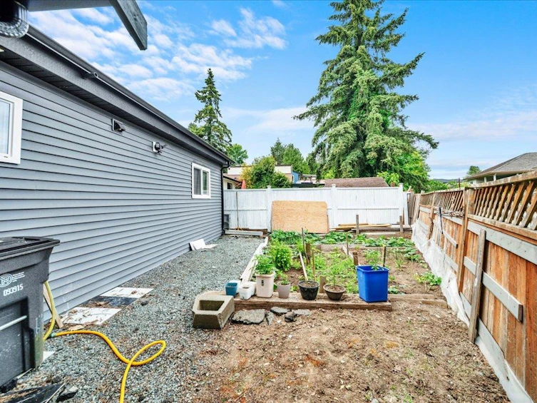 7068 129a Avenue, Surrey, BC, V3W 2V7 - 5
